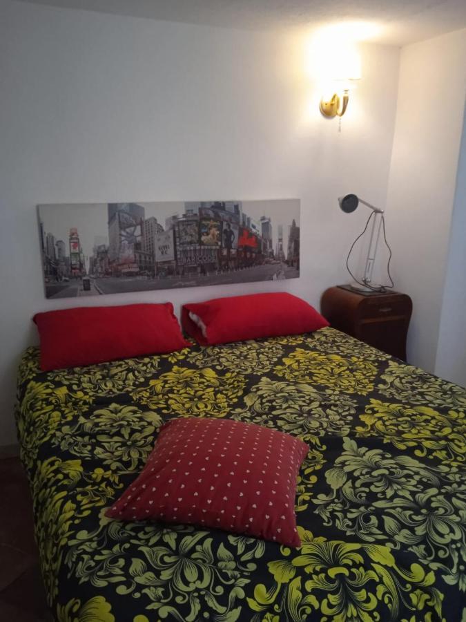 Apartamento La Casa Della Tammorra Nápoles Exterior foto